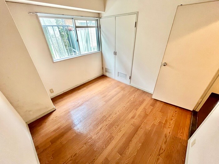 物件内観写真4　(居室)