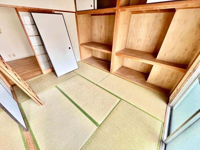 物件内観写真5　(居室)