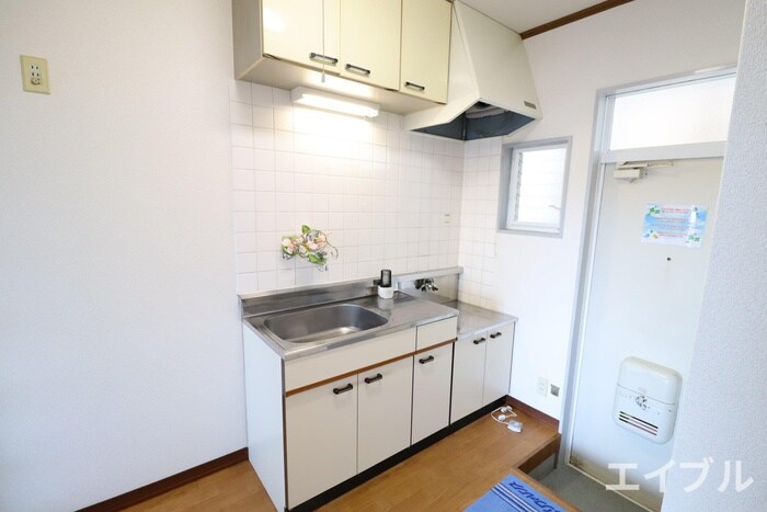 物件内観写真8　(キッチン)