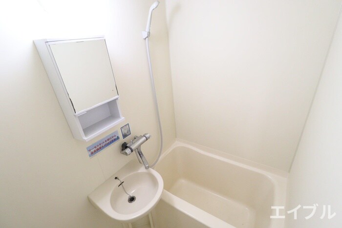 物件内観写真11　(洗面)