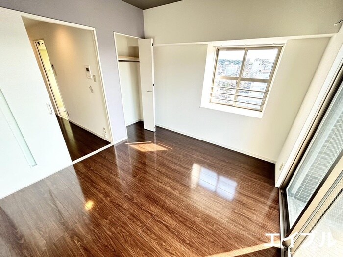 物件内観写真13　(居室)