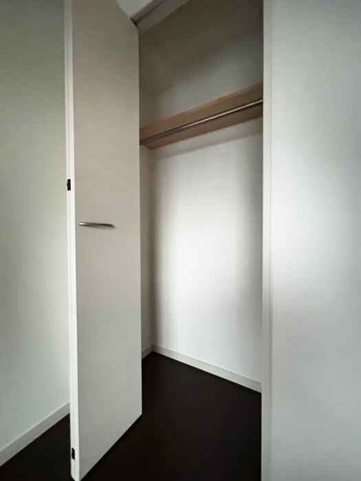 物件内観写真16　(収納)