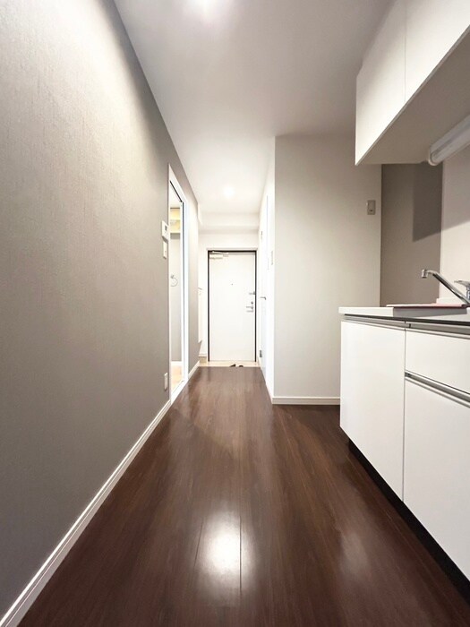 物件内観写真17　(廊下)