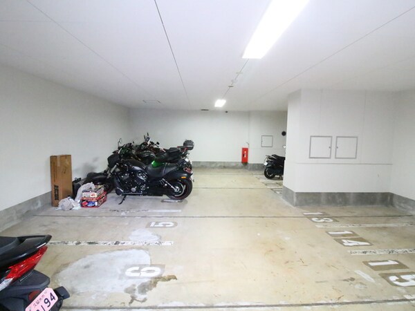 駐輪場