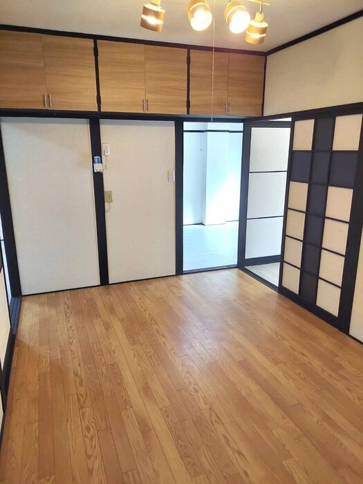 物件内観写真6　(居室)