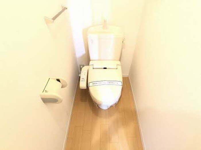 物件内観写真11　(トイレ)