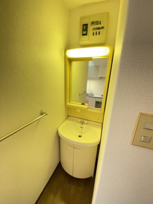 物件内観写真11　(洗面)