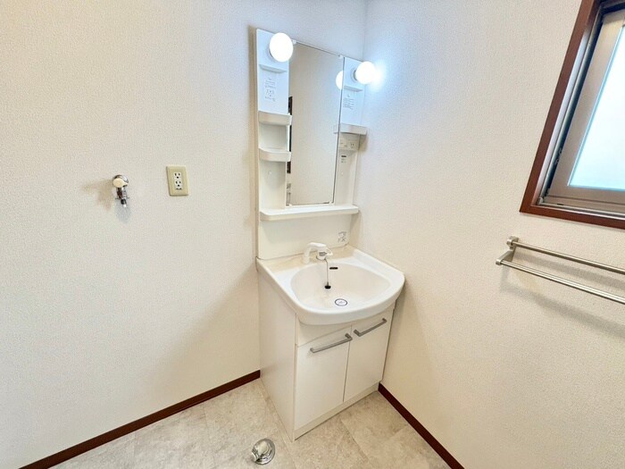 物件内観写真14　(洗面)