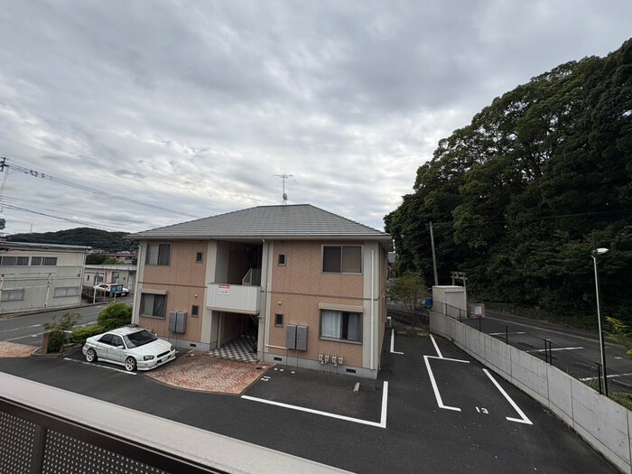 物件内観写真17　(室内からの展望)