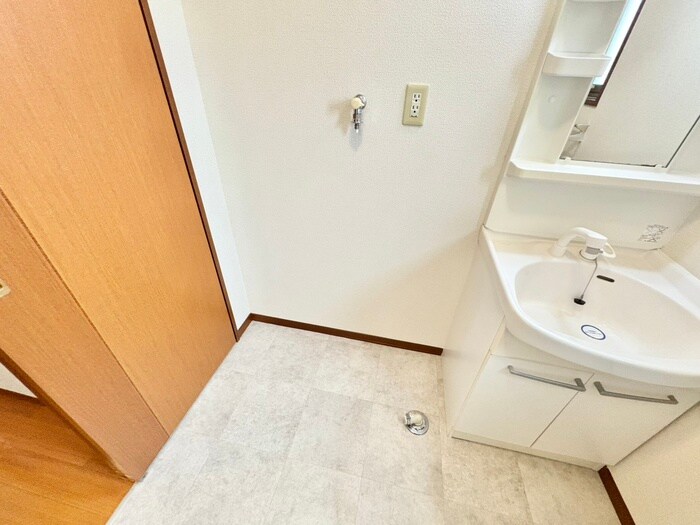 物件内観写真20　(洗濯機置場)