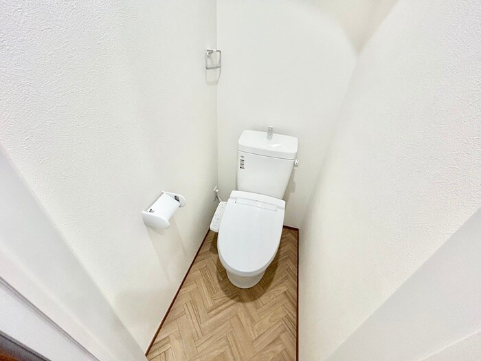 物件内観写真7　(トイレ)