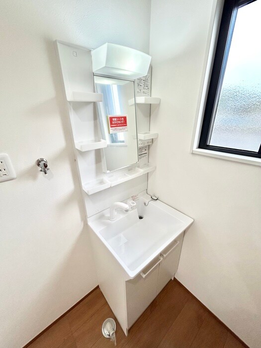 物件内観写真8　(洗面)