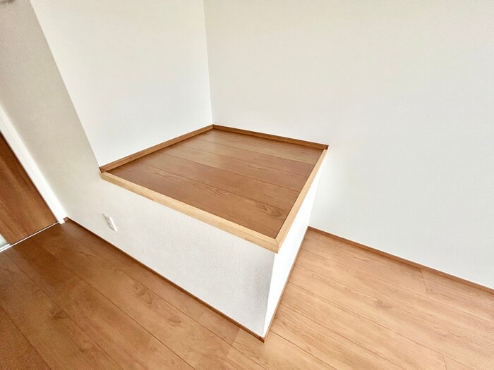 物件内観写真12　(内観写真)