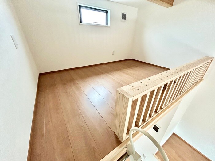物件内観写真13　(ロフト)