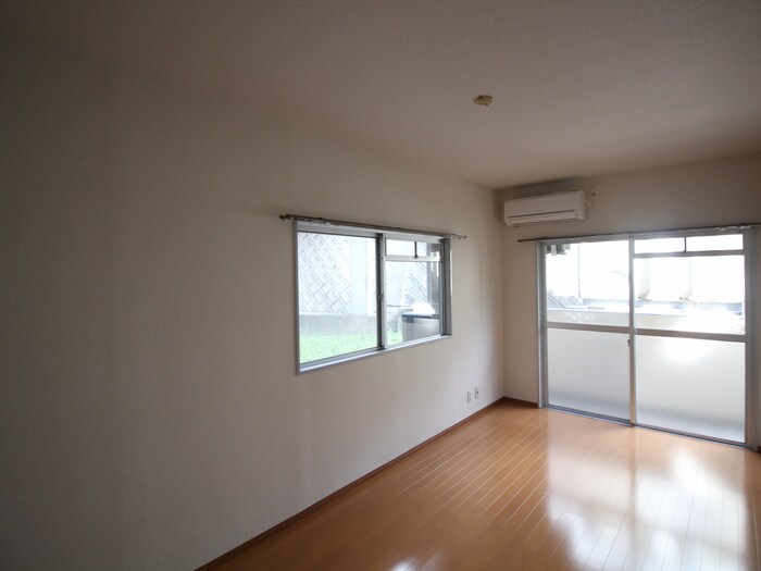 物件内観写真15　(居室)