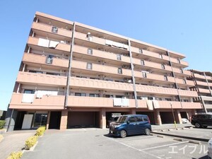 スルス門松外観写真