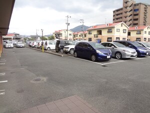 スルス門松外観写真