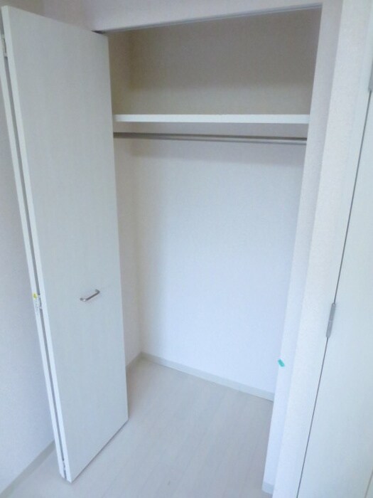 物件内観写真15　(収納)