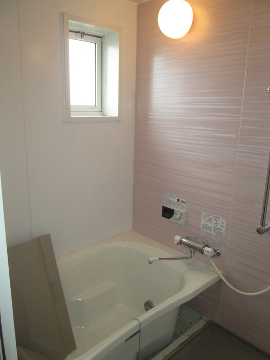 物件内観写真12　(バス／シャワールーム等)