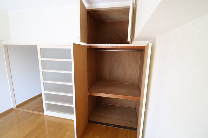 物件内観写真12　(収納)