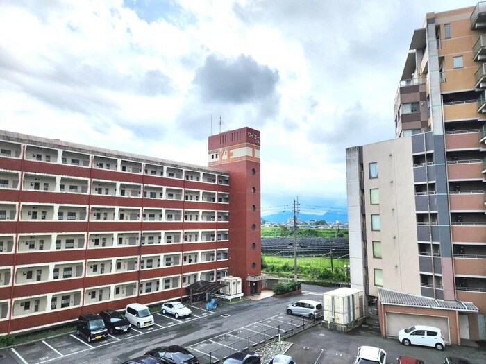 物件内観写真16　(室内からの展望)