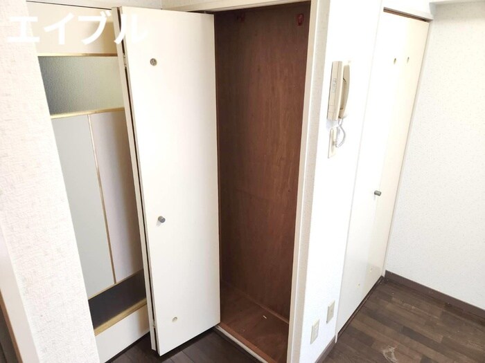 物件内観写真21　(収納)