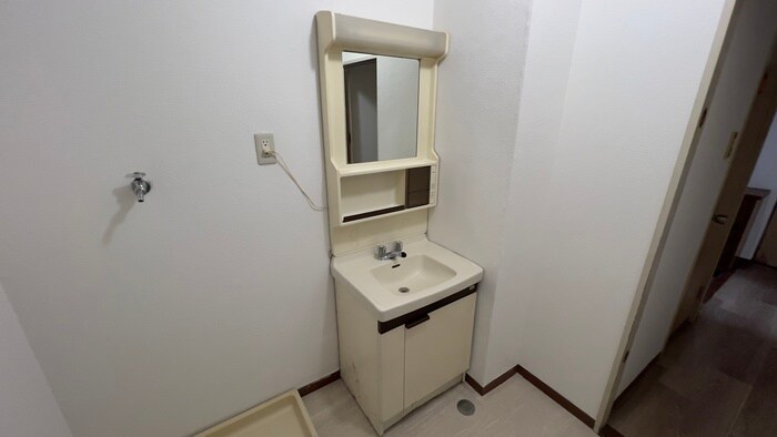 物件内観写真10　(洗面)