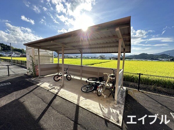 駐輪場