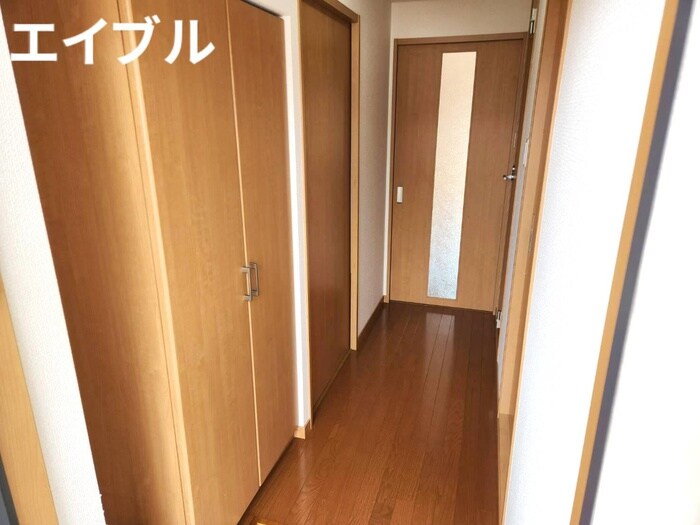 物件内観写真19　(廊下)