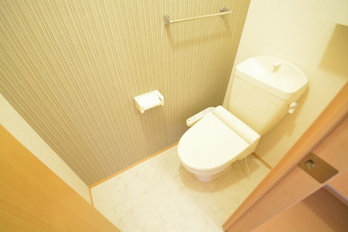 物件内観写真10　(トイレ)