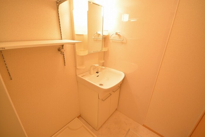 物件内観写真11　(洗面)