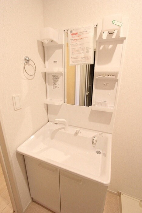 物件内観写真12　(洗面)