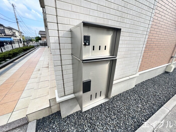 物件外観写真4　(建物設備)