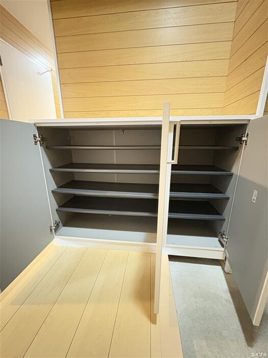 物件内観写真18　(靴箱)