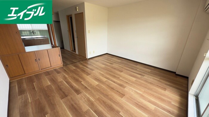 物件内観写真5　(居室)