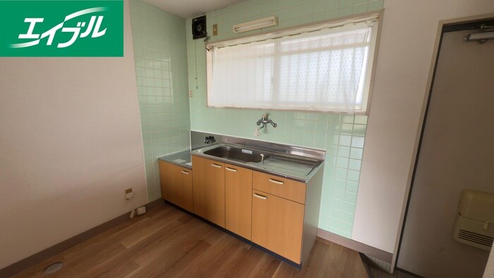 物件内観写真6　(キッチン)