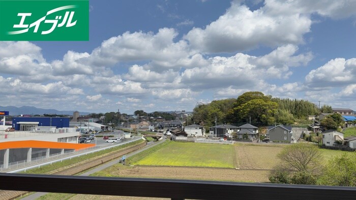 物件内観写真20　(室内からの展望)