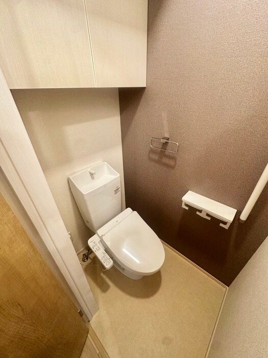 物件内観写真7　(トイレ)