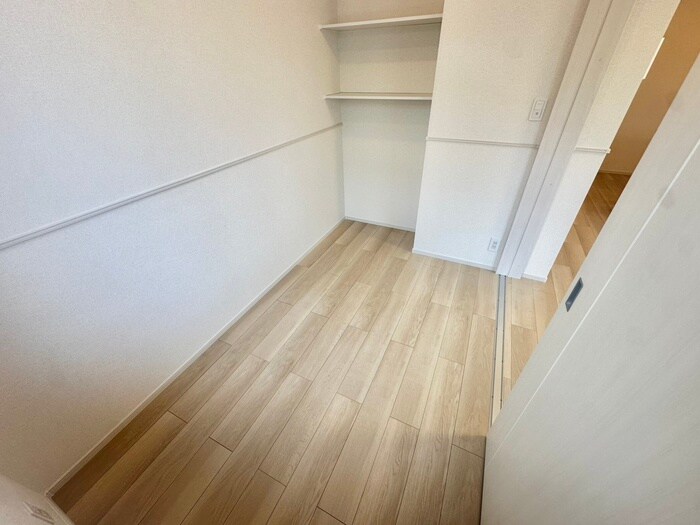 物件内観写真10　(居室)