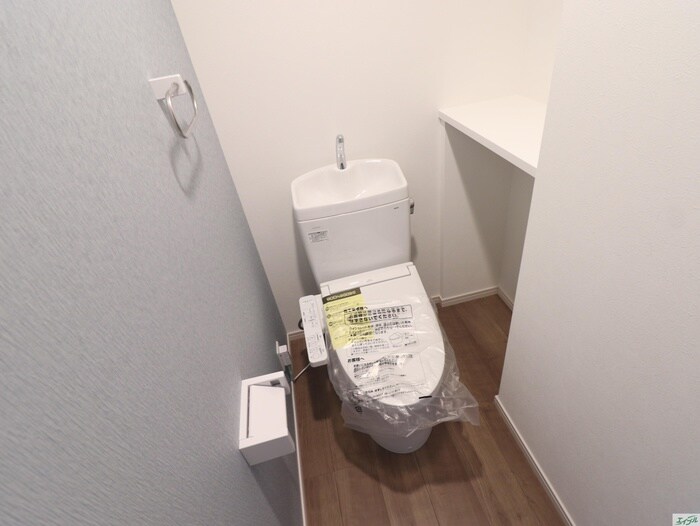 物件内観写真14　(トイレ)