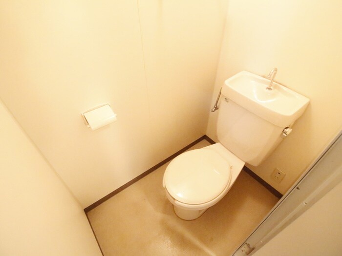 物件内観写真12　(トイレ)