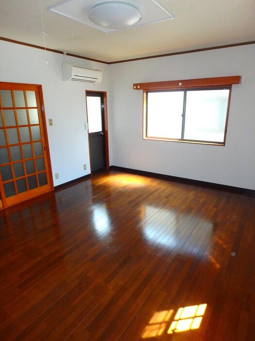 物件内観写真5　(居室)