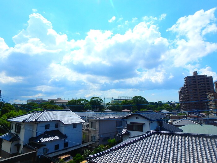 物件内観写真15　(室内からの展望)