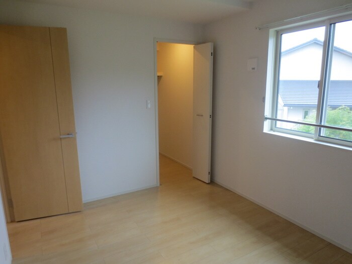 物件内観写真11　(居室)