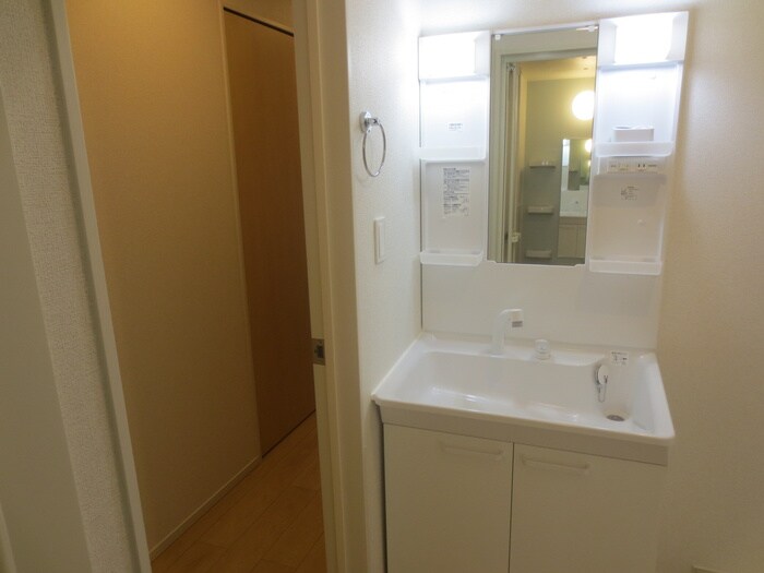 物件内観写真16　(洗面)