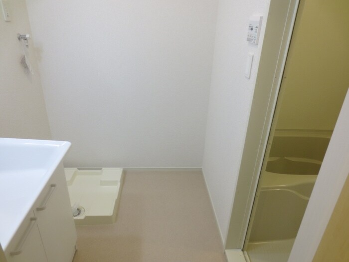 物件内観写真17　(洗面)