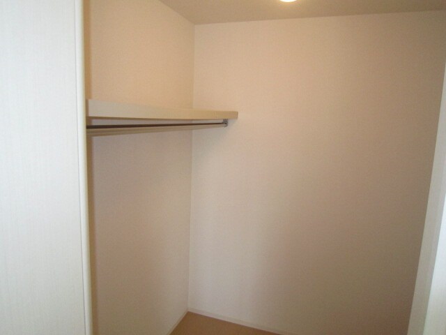 物件内観写真14　(収納)
