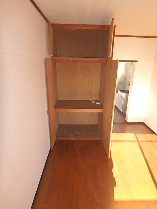 物件内観写真14　(収納)