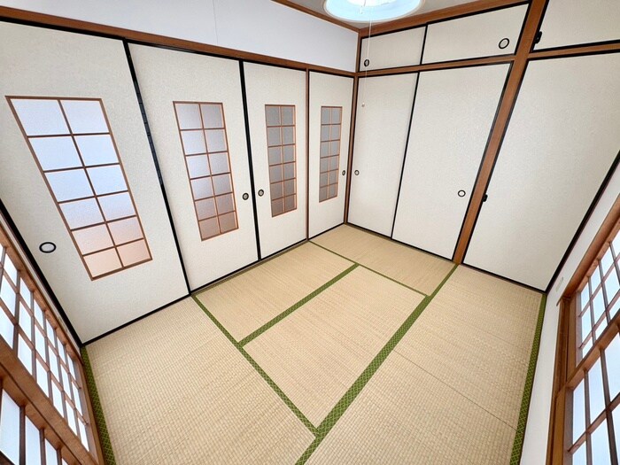 物件内観写真10　(居室)