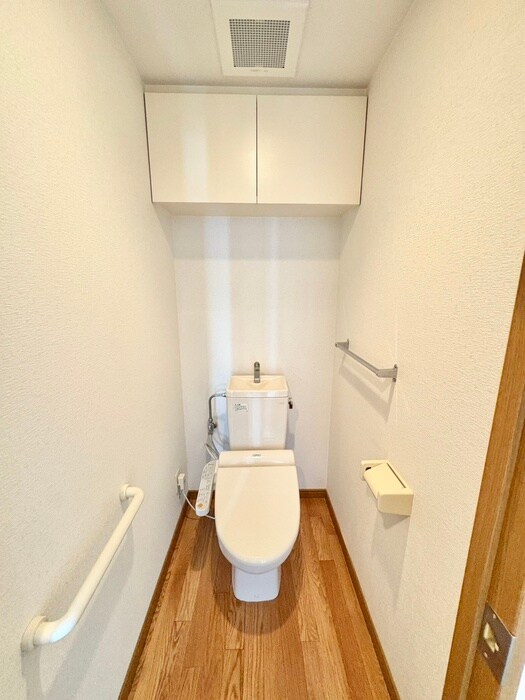 物件内観写真13　(トイレ)